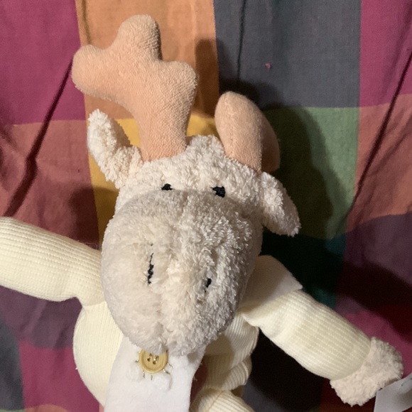 Stuffed Winter ❄️ Moose 🫎 with Scarf - Picture 7 of 8